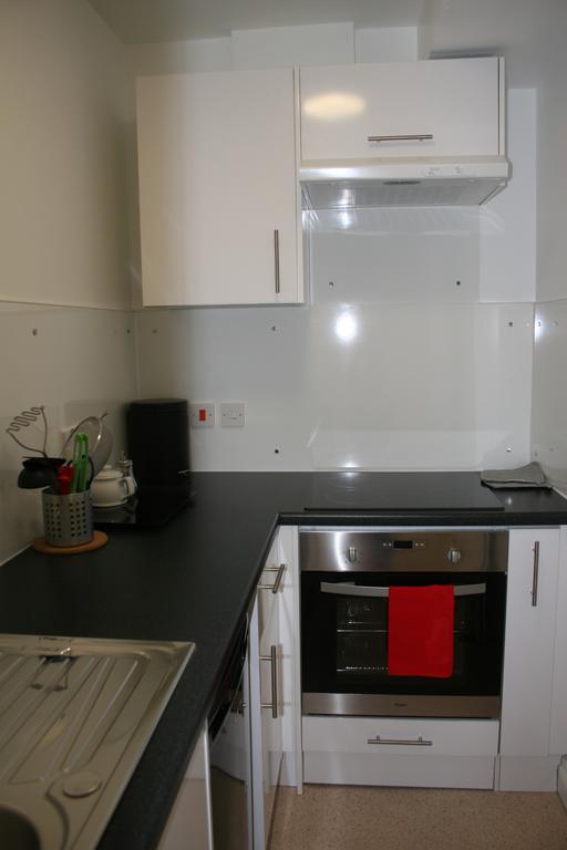 Byways Serviced Apartments Salisbury Room photo